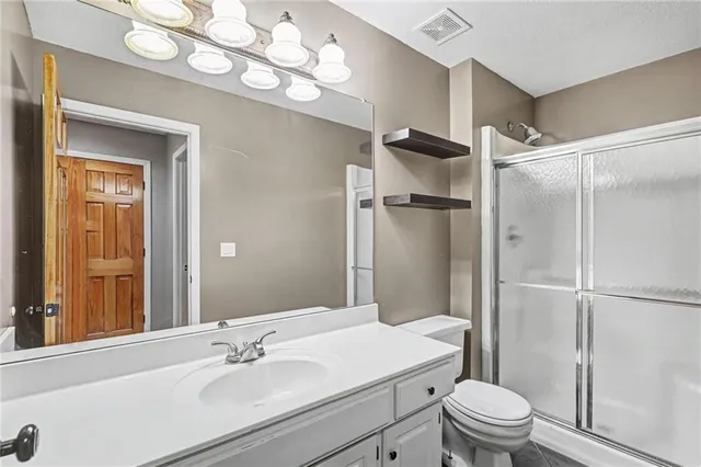 $479,000 | 532 Southeast Asheville Drive, Lee's Summit, MO 64063