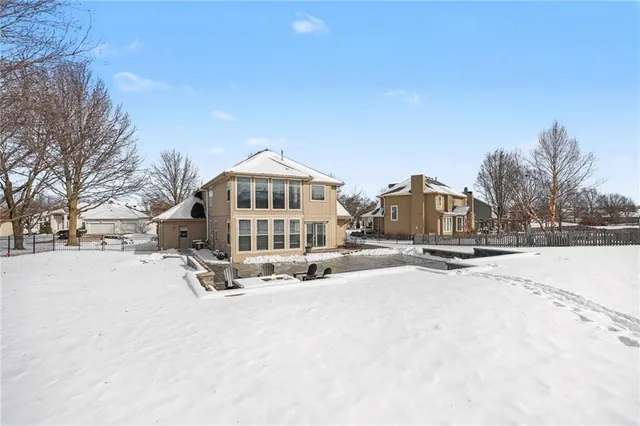 $479,000 | 532 Southeast Asheville Drive, Lee's Summit, MO 64063