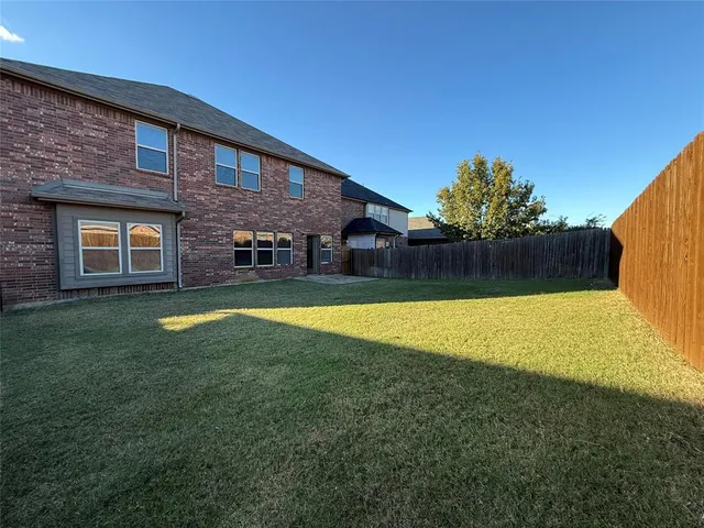 $2,895 | 5017 Hidden Pond Drive, Frisco, TX 75036
