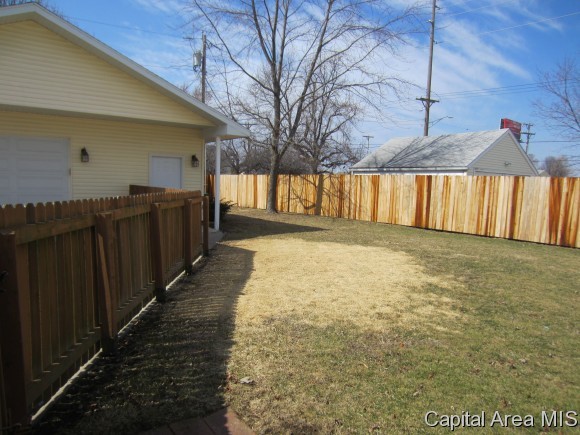 3207 Sheridan Street Springfield, IL 62703 - Photo 10 of 10