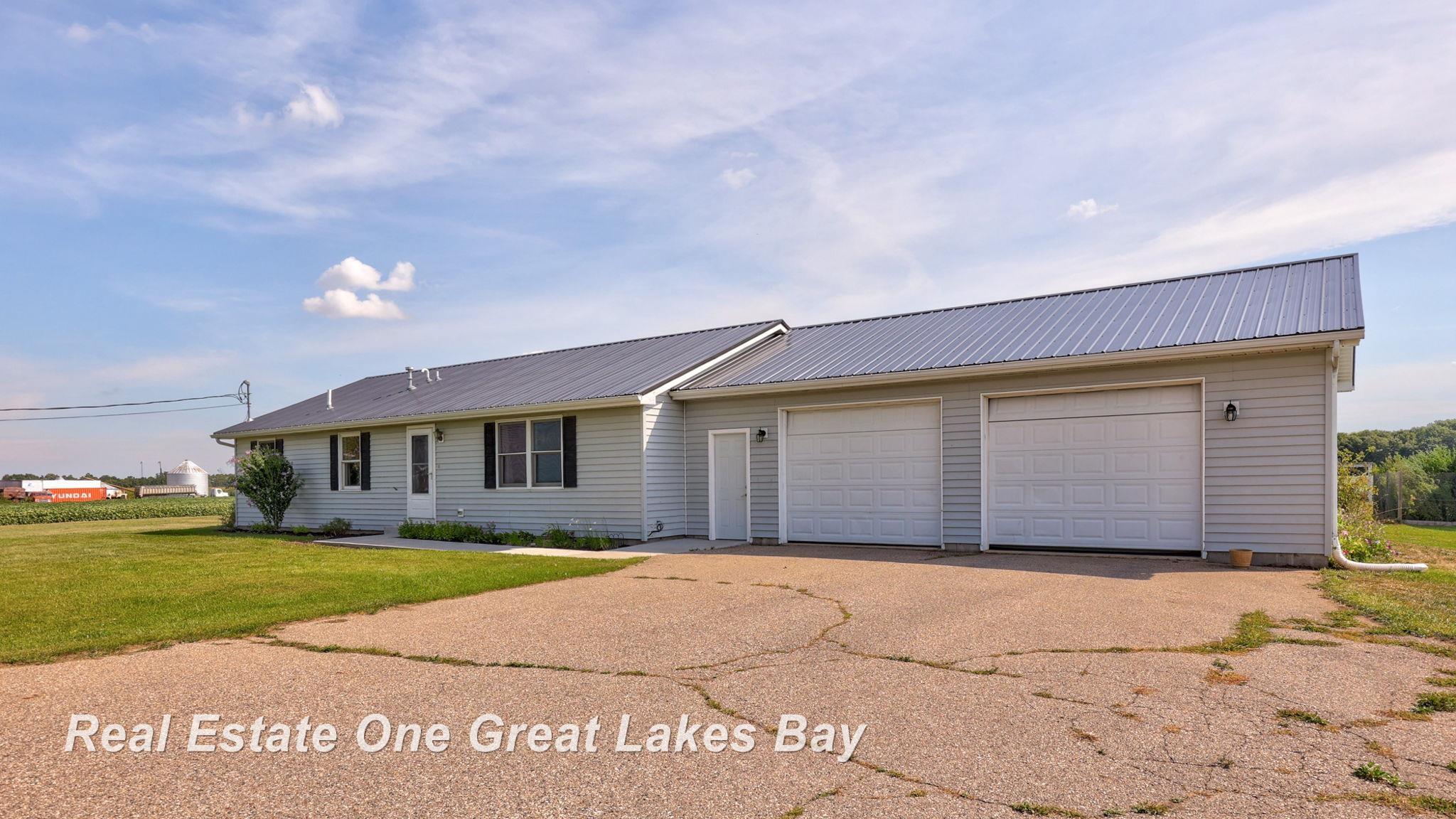 7618 North M 52 Road Henderson, MI 48841 - Photo 3 of 60 50187427-e7bf539f-0170-4174-a54d-555327284f73.JPG