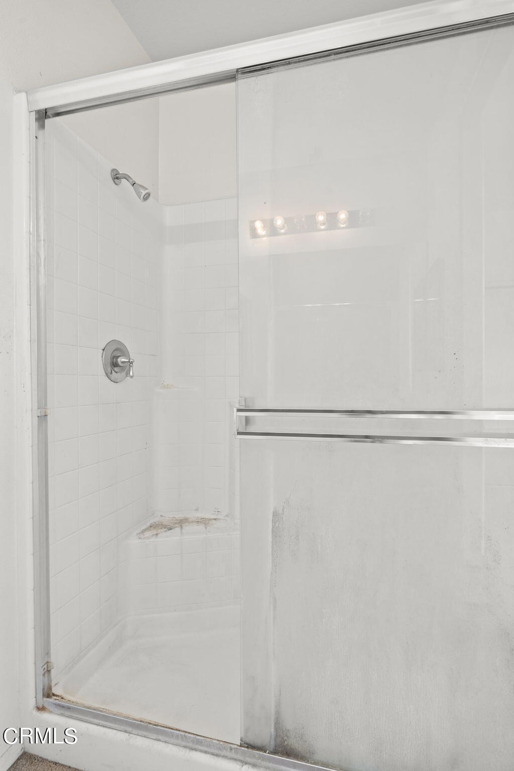 3870 Shakespeare Drive Oxnard, CA 93033 - Photo 16 of 29 a bathroom with a shower