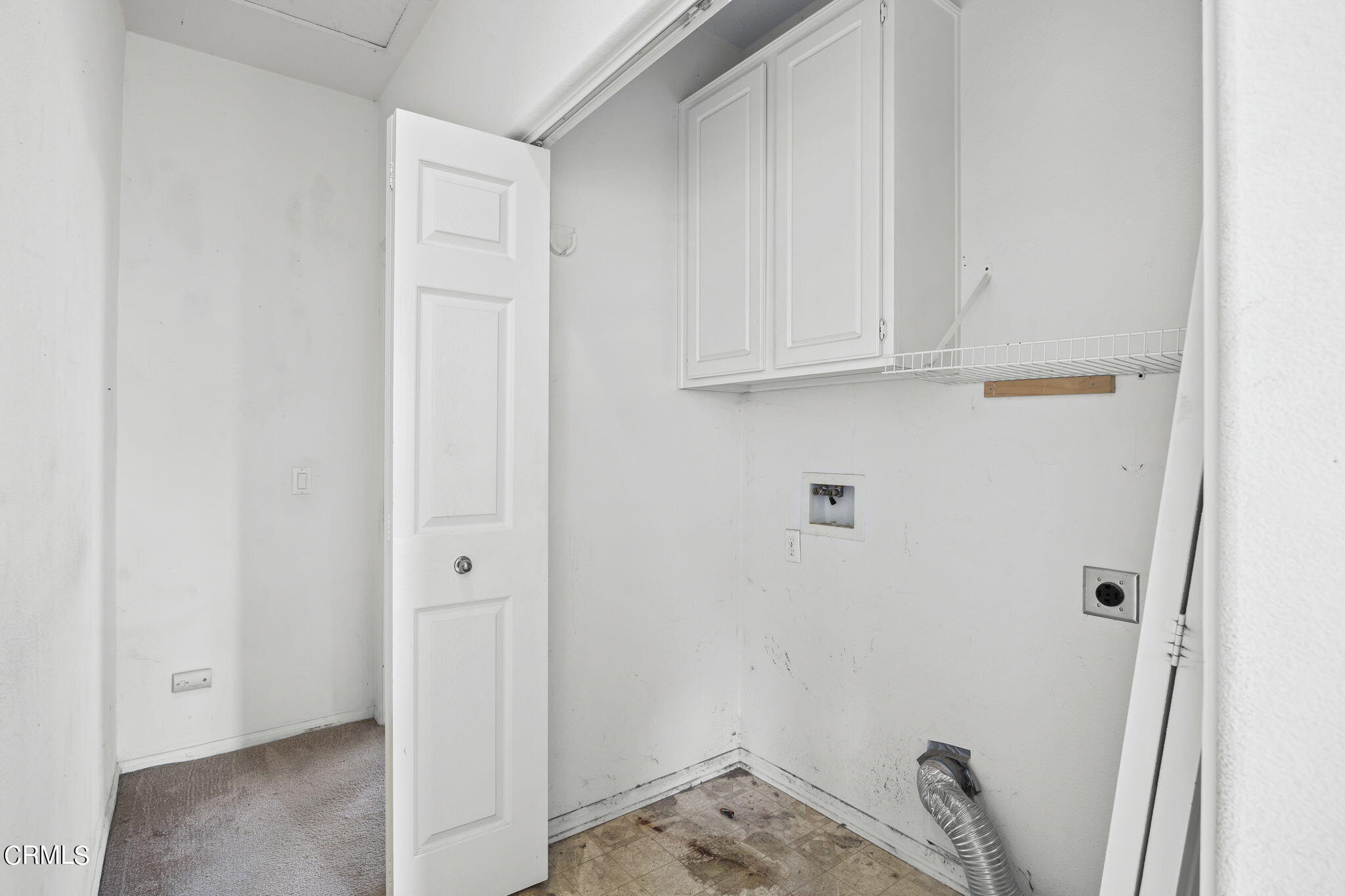 3870 Shakespeare Drive Oxnard, CA 93033 - Photo 19 of 29 a view of bathroom