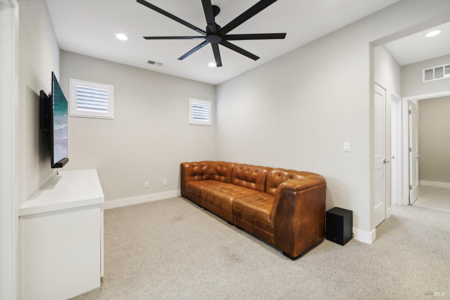 1437 Oak Circle Rohnert Park, CA 94928 - Photo 22 of 59 Gallery Image 22