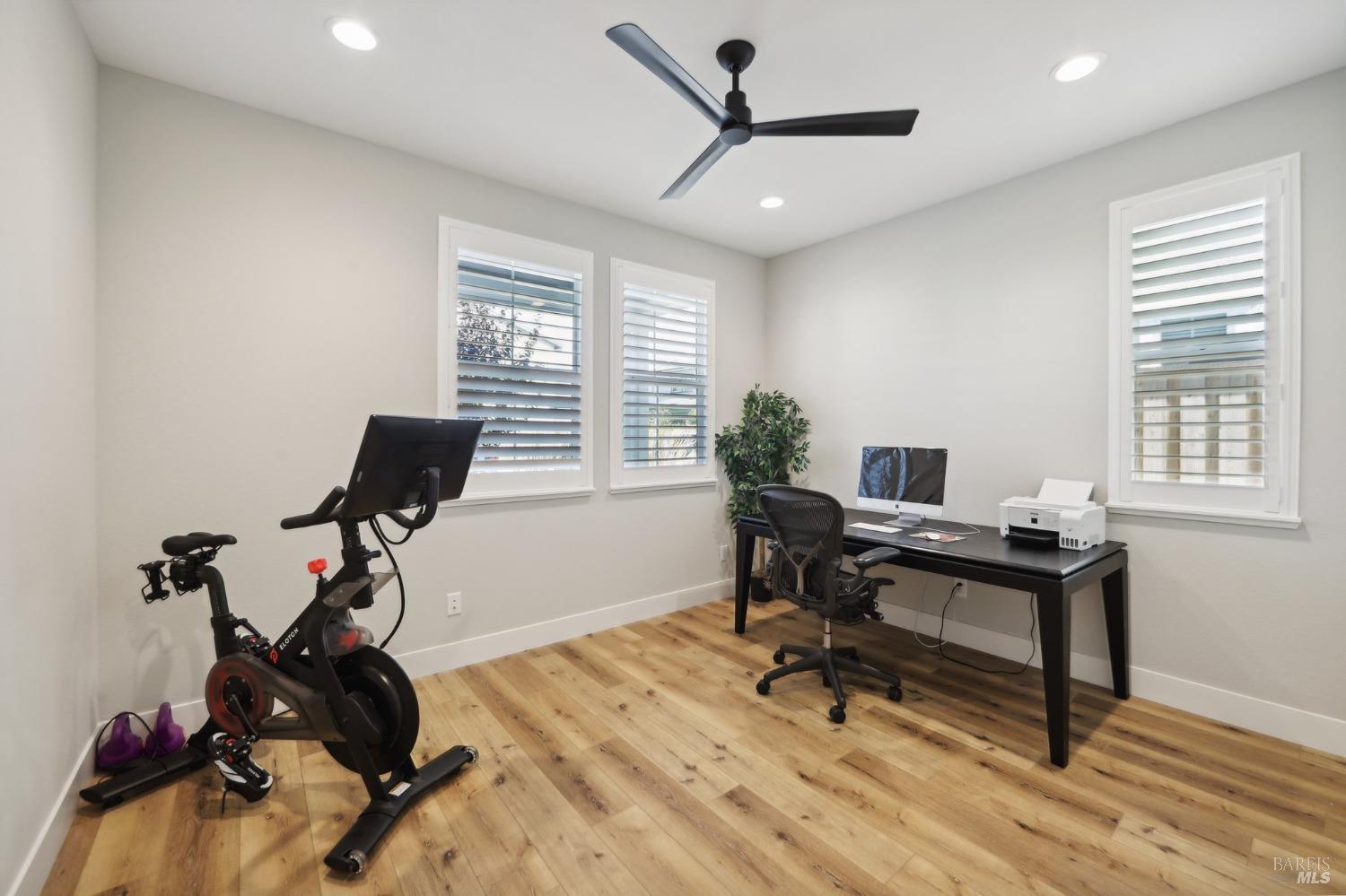 1437 Oak Circle Rohnert Park, CA 94928 - Photo 33 of 59 Gallery Image 33