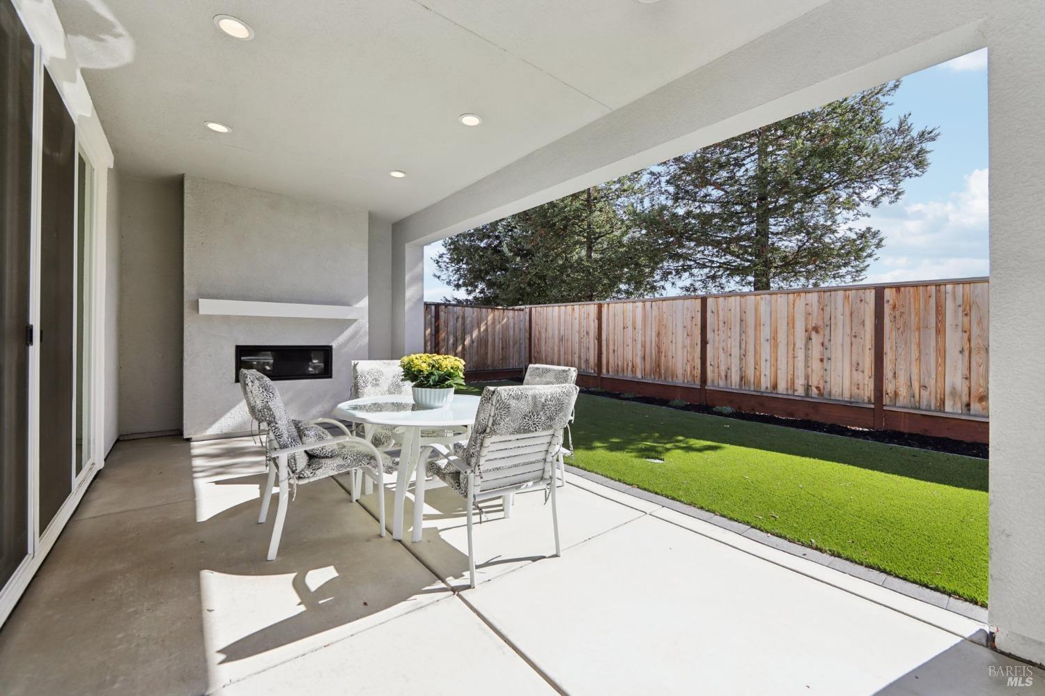1437 Oak Circle Rohnert Park, CA 94928 - Photo 38 of 59 Gallery Image 38