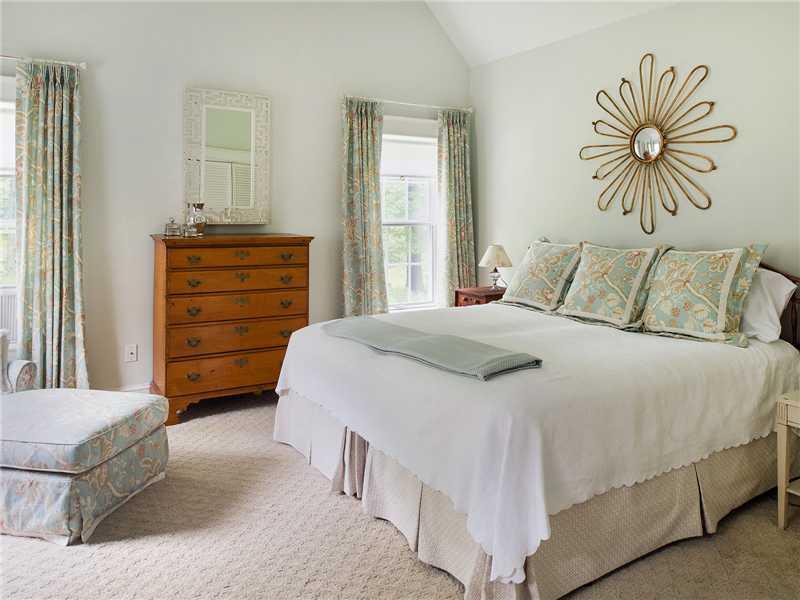 175 Royall Point Road Yarmouth, ME 04096 - Photo 10 of 23 Master Bedroom.