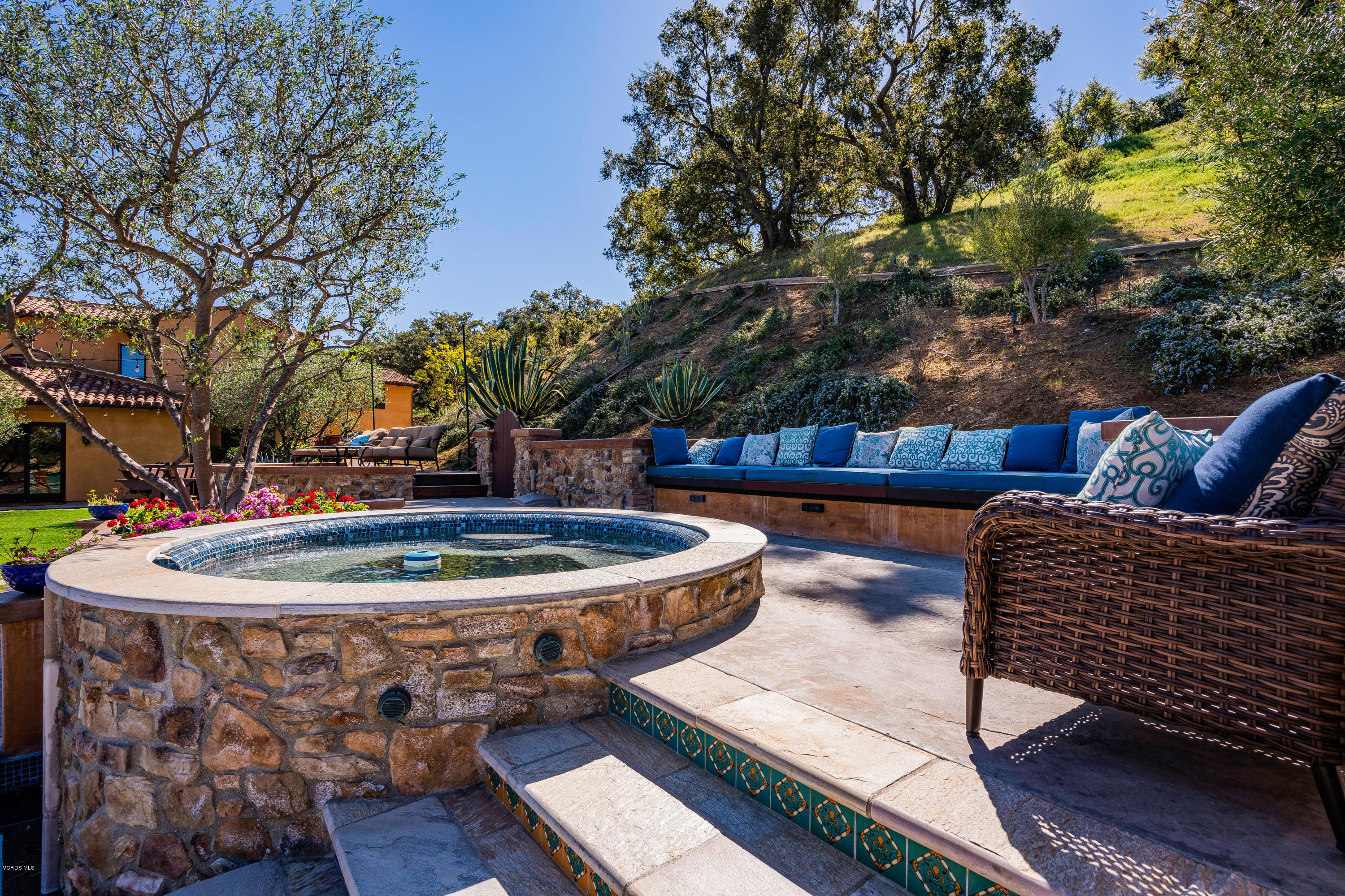 525 Rimrock Road Thousand Oaks, CA 91361 - Photo 49 of 95 525 Rimrock Rd Thousand Oaks-print-050-0