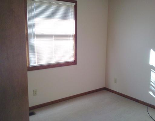 5060 South Tecumseh Road Springfield, OH 45502 - Photo 7 of 10 Gallery Image 7