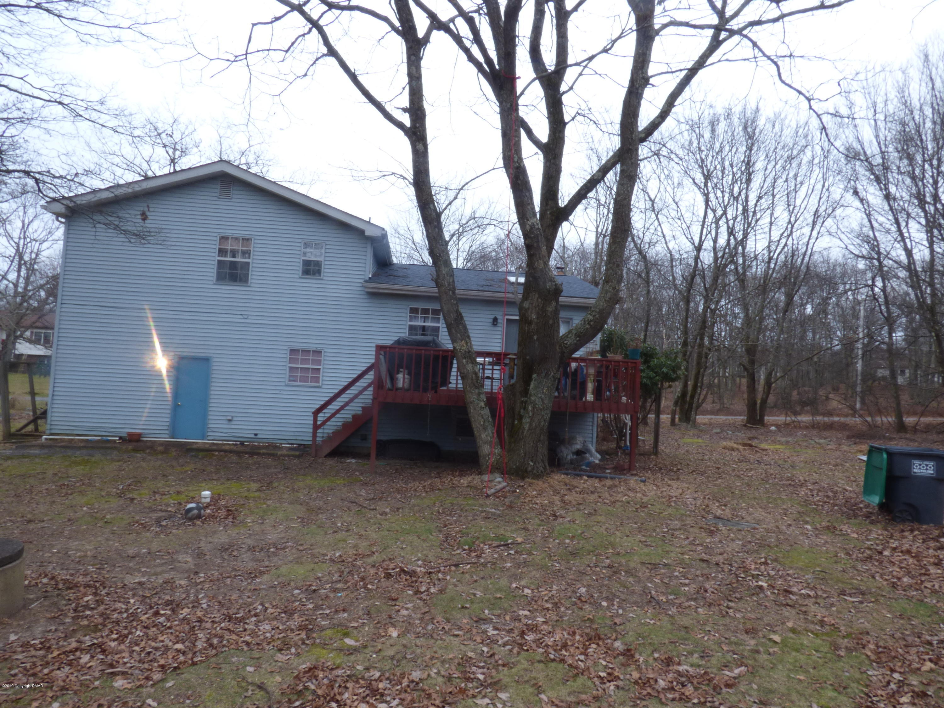 53 Whitaker Road Bushkill, PA 18324 - Photo 3 of 14 back