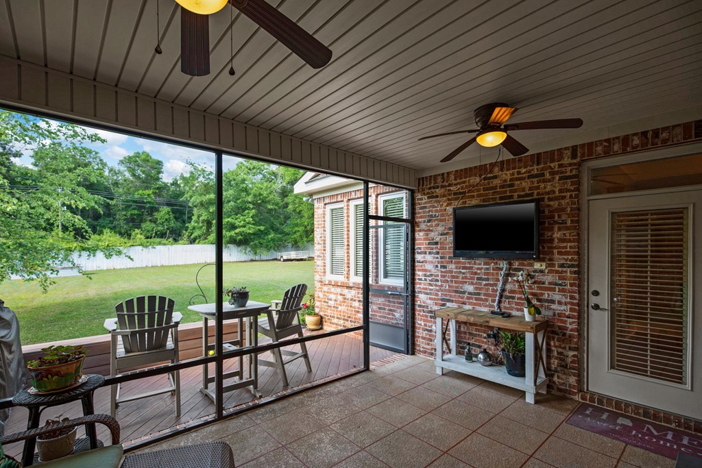 3641 Oak Ridge Lane Dothan, AL 36303 - Photo 34 of 40 Screened Porch