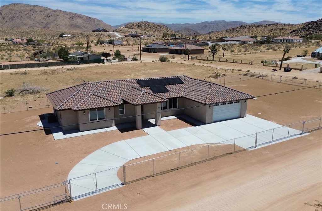 24980 Flint Road Apple Valley, CA 92307 - Photo 3 of 53