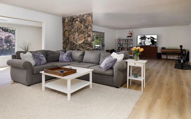 $10,000 | 3349 Braemar Drive, Santa Barbara, CA 93109