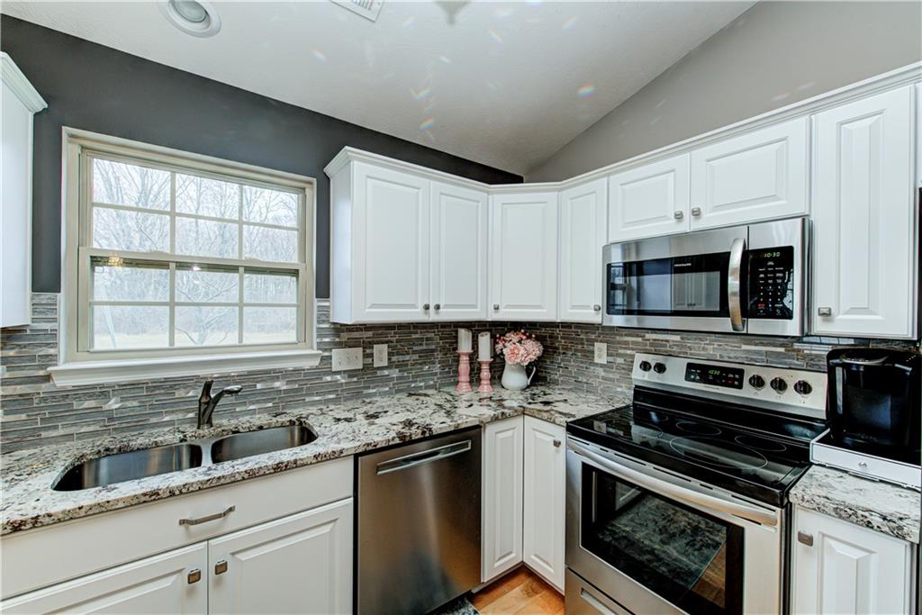 6118 Riva Ridge Drive Indianapolis, IN 46237 - Photo 15 of 32 Gallery Image 15