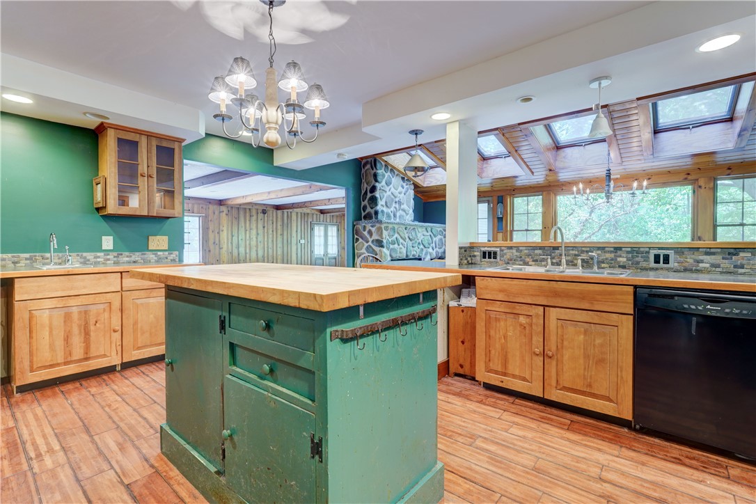 1743 Calkins Road Pittsford, NY 14534 - Photo 20 of 46