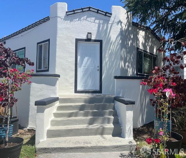 2701 Ritchie Street Oakland, CA 94605 - Photo 1 of 28