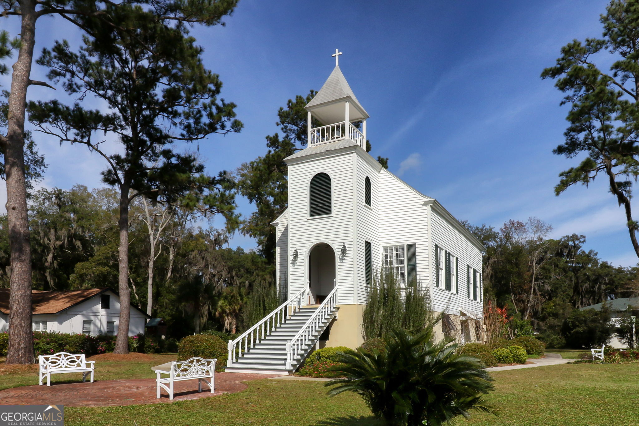 1720 Point Peter Road St. Marys, GA 31558 - Photo 71 of 93 a front view of a house with garden