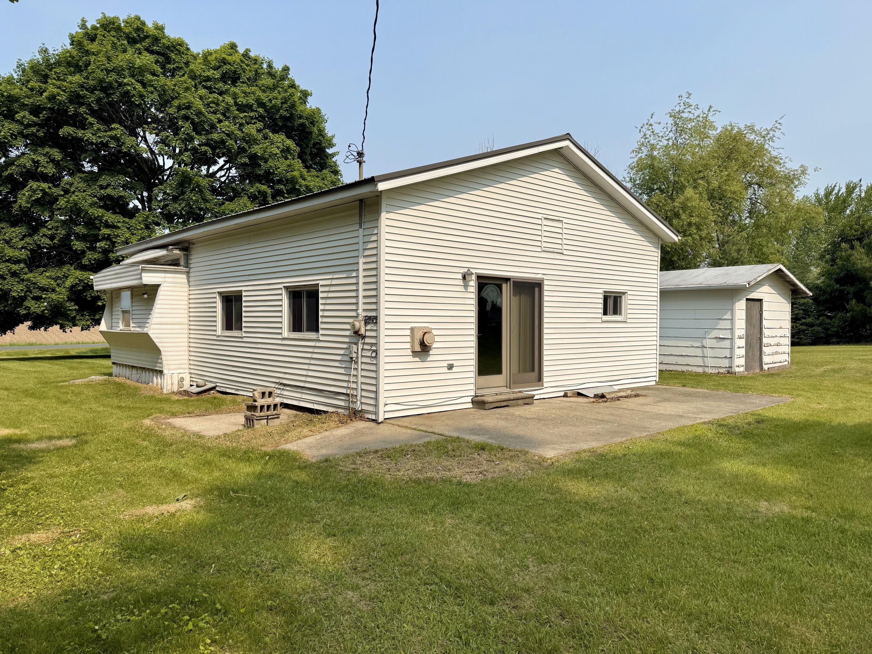 3035 Fitzner Road Greenville, MI 48838 - Photo 5 of 27 Fitzner-5.jpg