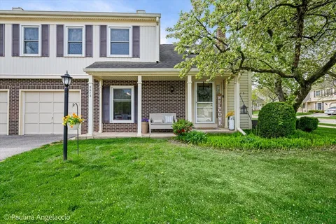 $345,000 | 2673 College Hill Circle, Schaumburg, IL 60173