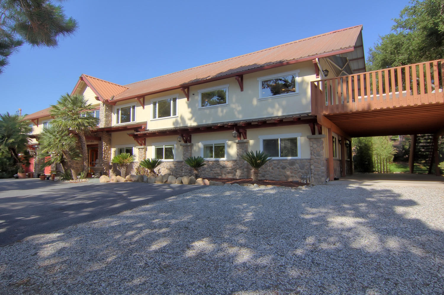 1442 South Rice Road Ojai, CA 93023 - Photo 48 of 50 a view of a house with a patio
