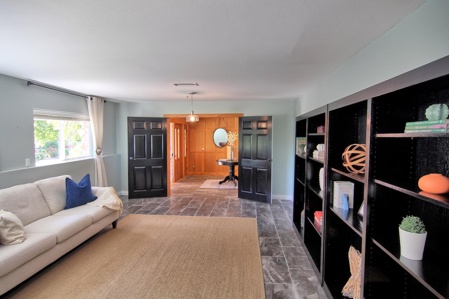 1442 South Rice Road Ojai, CA 93023 - Photo 5 of 50 a living room with furniture and a window