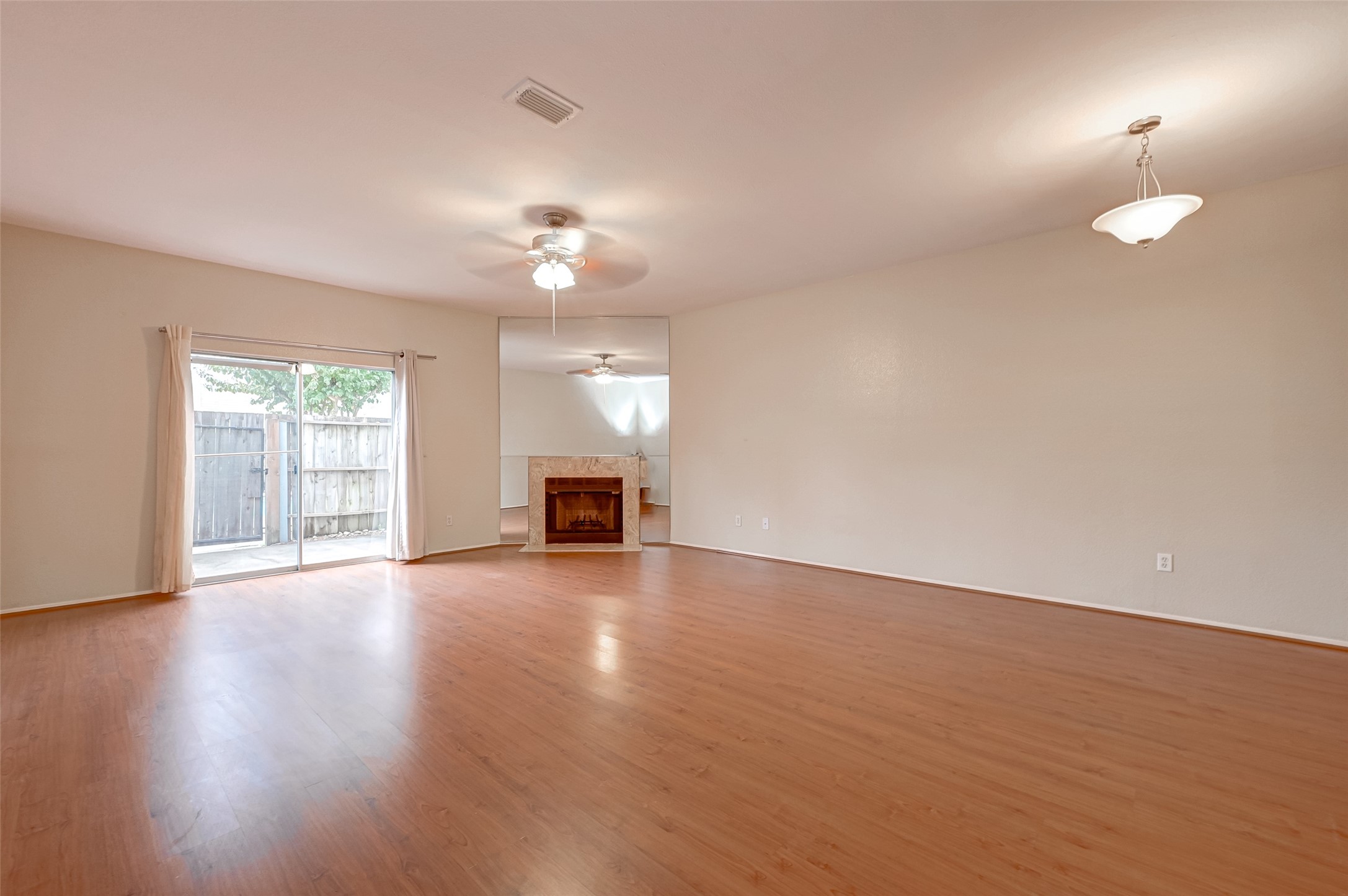 7597 Cambridge Street Houston, TX 77054 - Photo 11 of 39