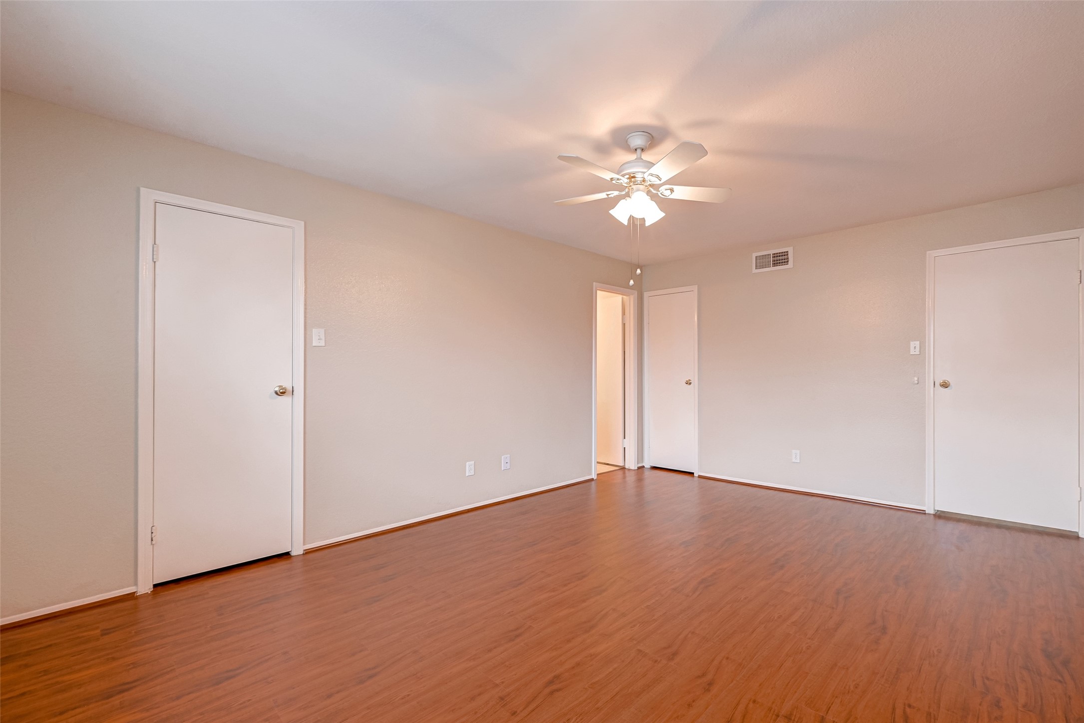 7597 Cambridge Street Houston, TX 77054 - Photo 23 of 39