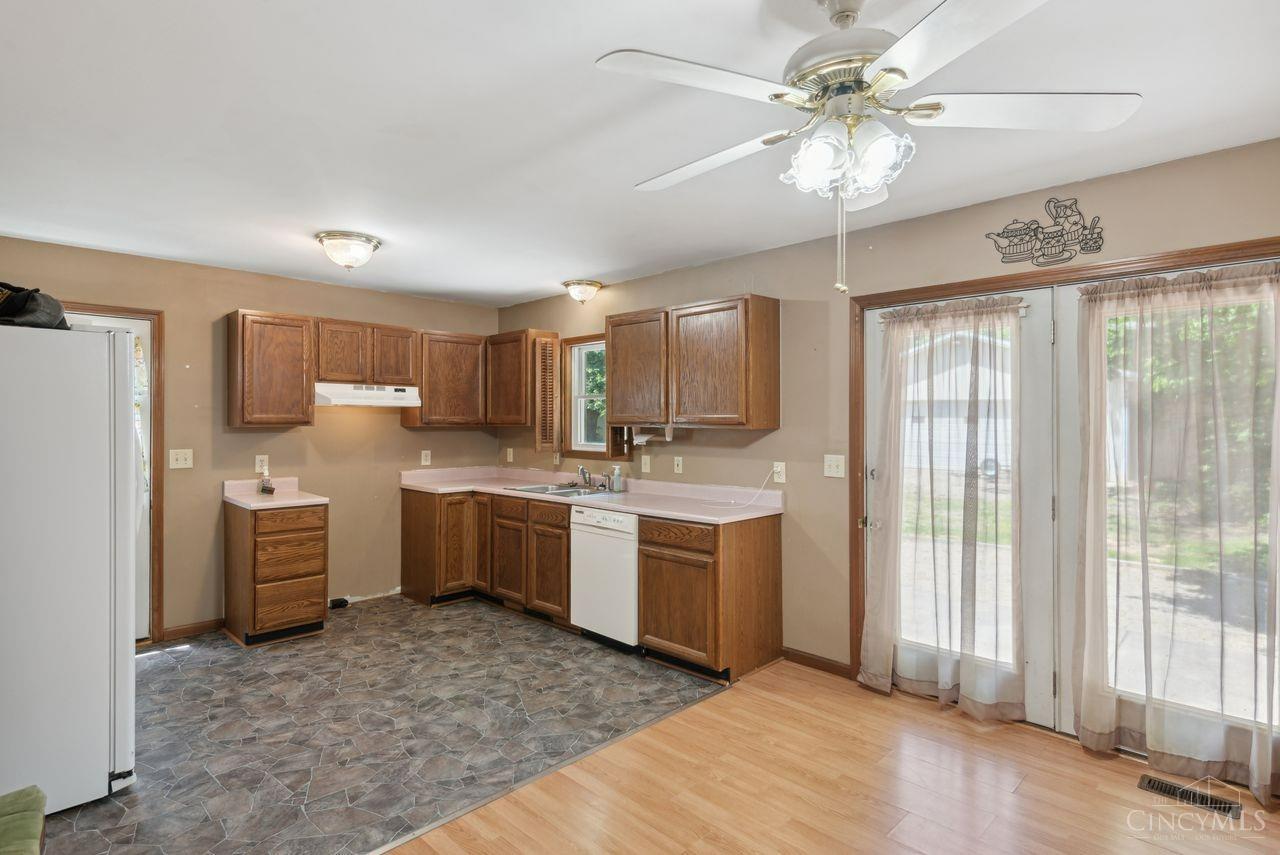 2170 Rose Road Loveland, OH 45140 - Photo 6 of 34