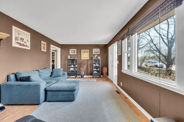 $2,500 | 5122 Edmondson Pike, Nashville, TN 37211