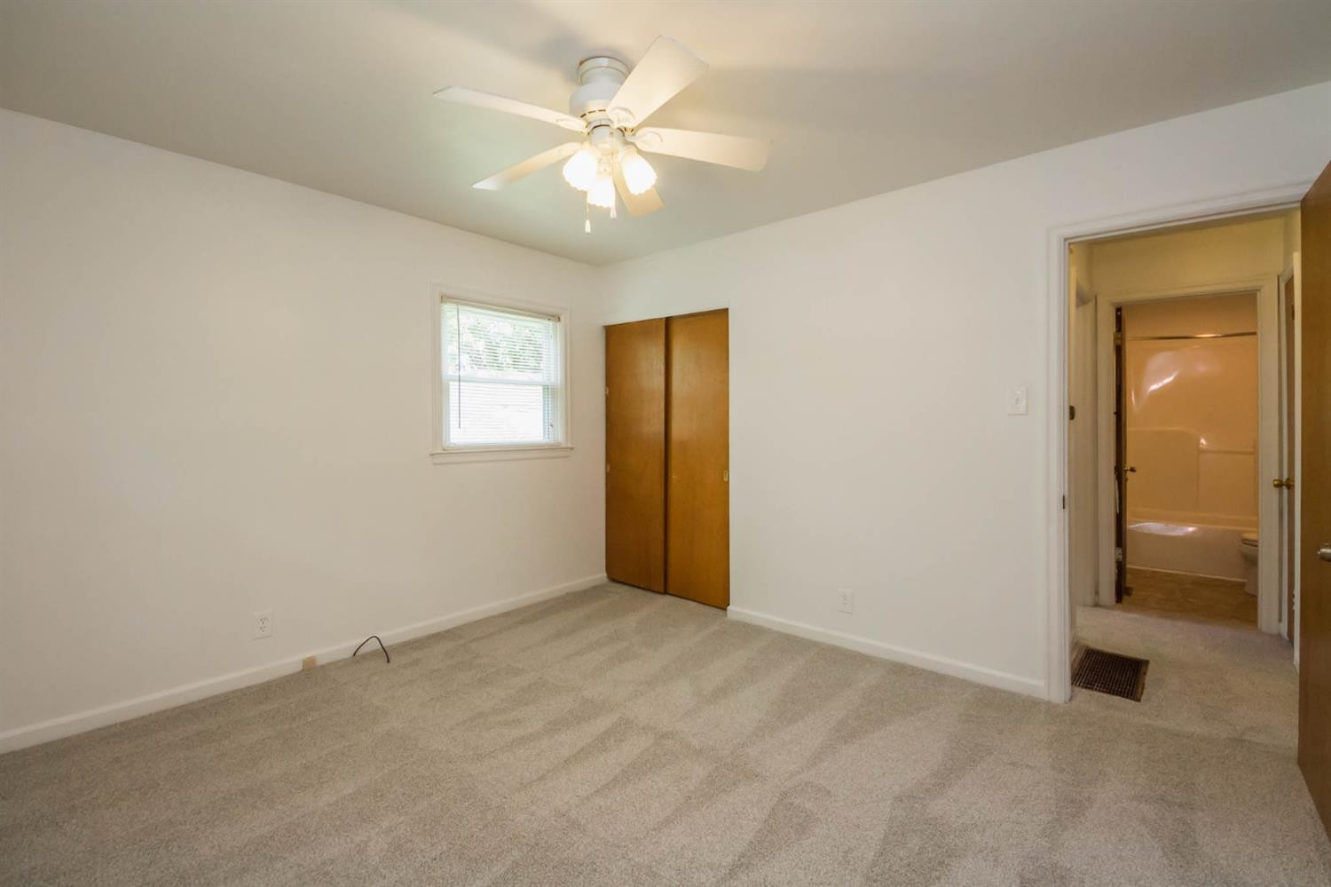 1897 Old Paris Road Lexington, KY 40505 - Photo 15 of 30 Photo 15