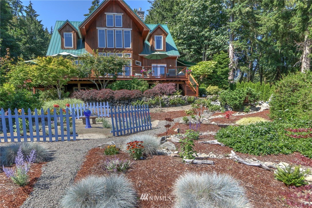 22723 Jefferson Point Road Northeast Kingston, WA 98346 - Photo 6 of 24 Gallery Image 6
