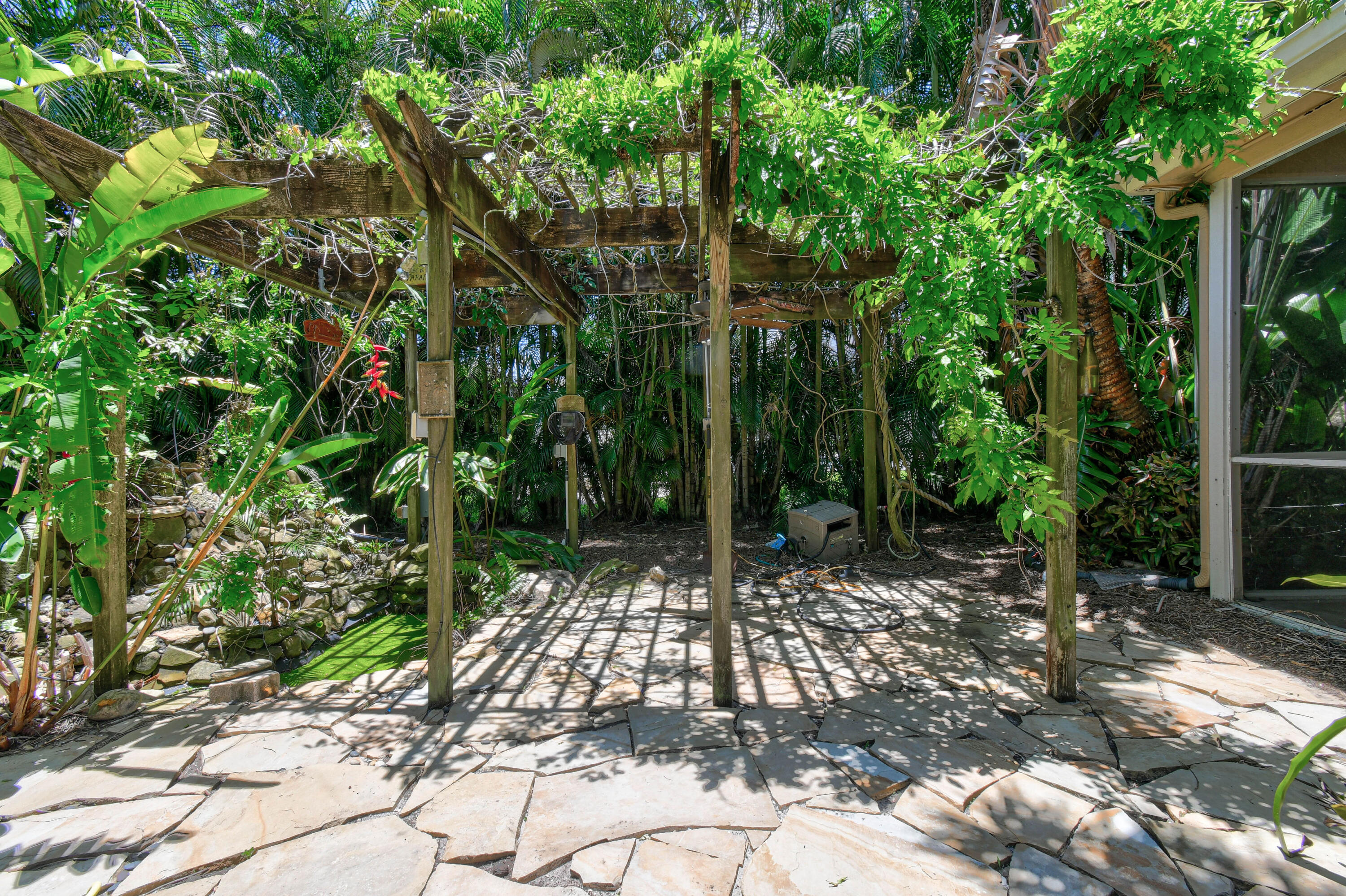 575 Scrubjay Lane Jupiter, FL 33458 - Photo 47 of 60 Pergola