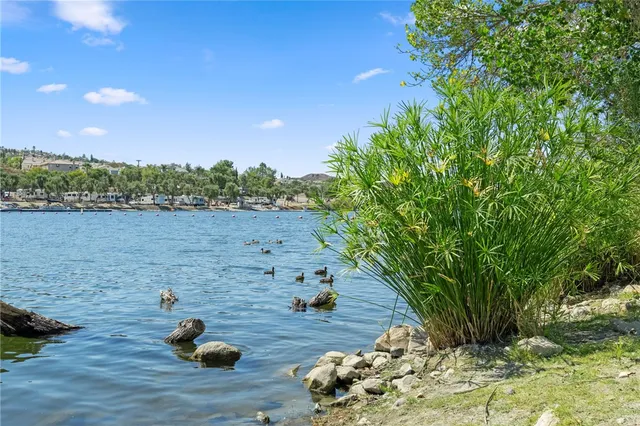 $1,795,000 | 22001 Loch Lomond Drive, Canyon Lake, CA 92587