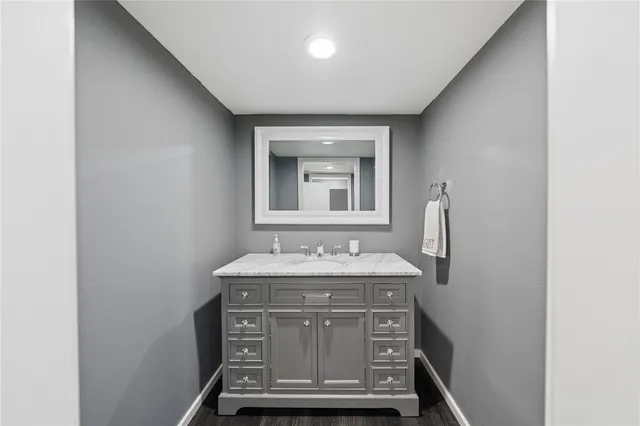 $1,795,000 | 22001 Loch Lomond Drive, Canyon Lake, CA 92587