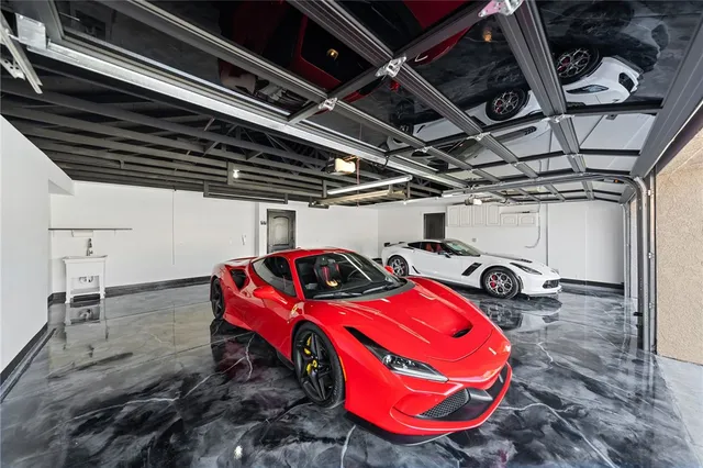 $1,795,000 | 22001 Loch Lomond Drive, Canyon Lake, CA 92587