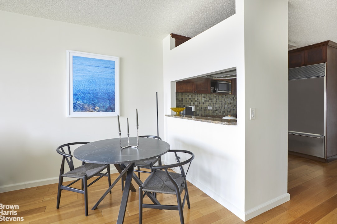 22 West 15th Street, Unit 15A Manhattan, NY 10011 - Photo 3 of 10