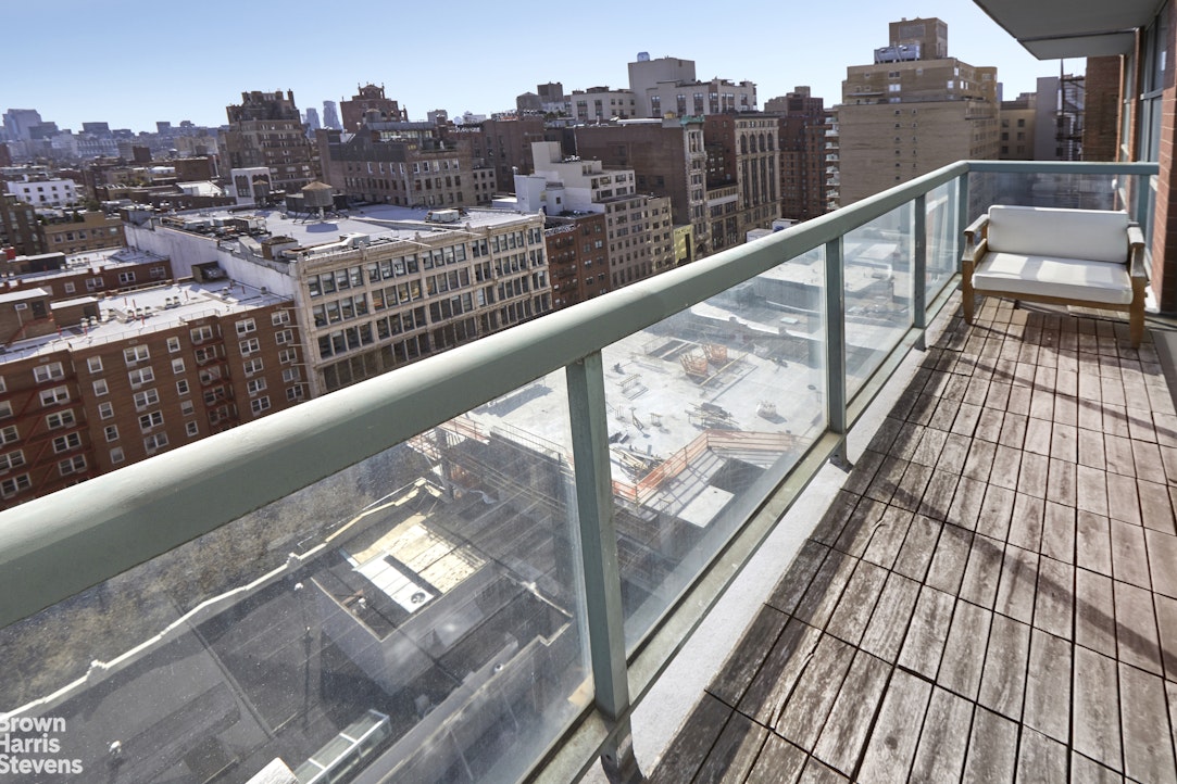 22 West 15th Street, Unit 15A Manhattan, NY 10011 - Photo 5 of 10