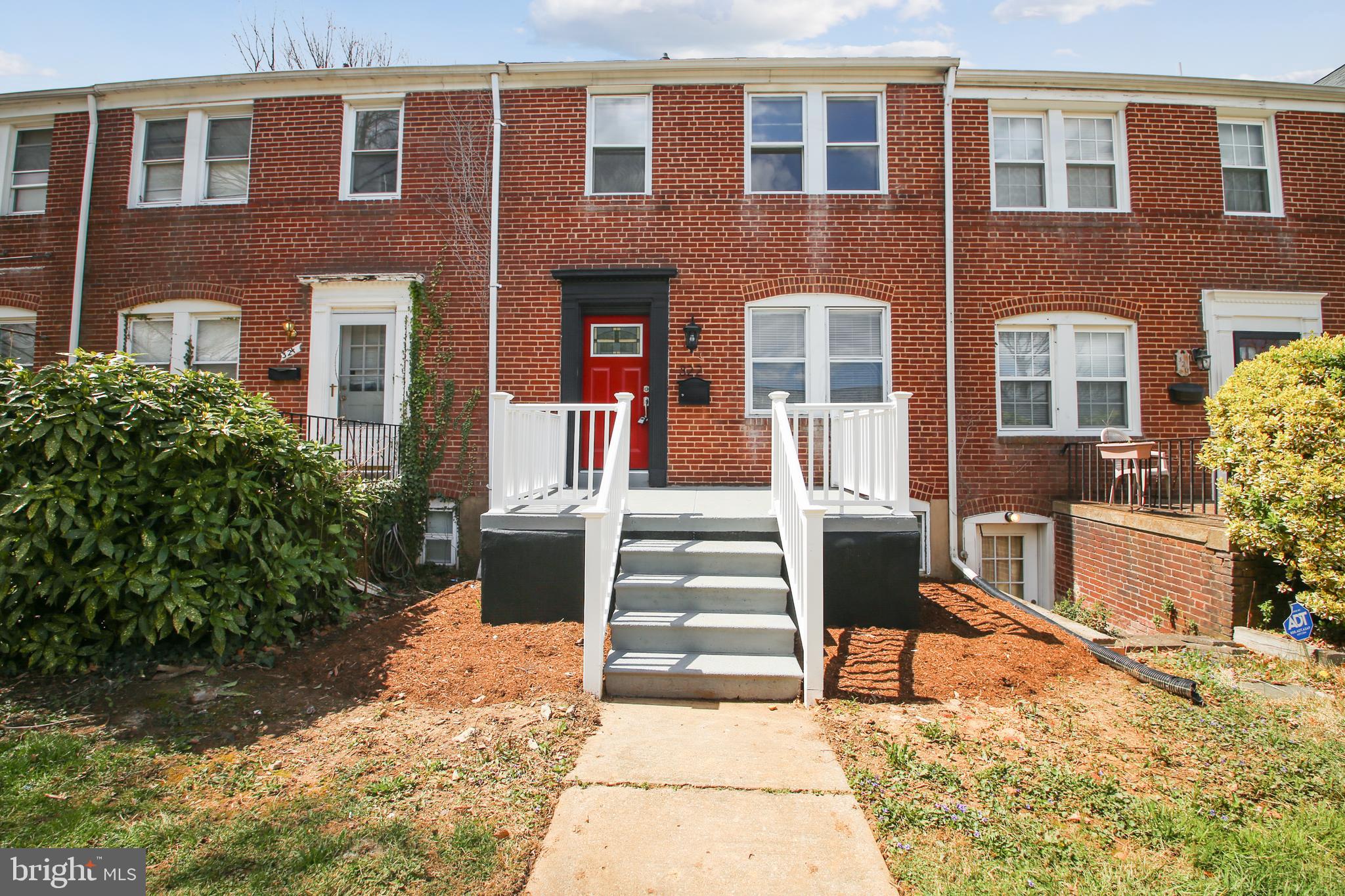 322 Westowne Road Baltimore, MD 21229 - Photo 1 of 33