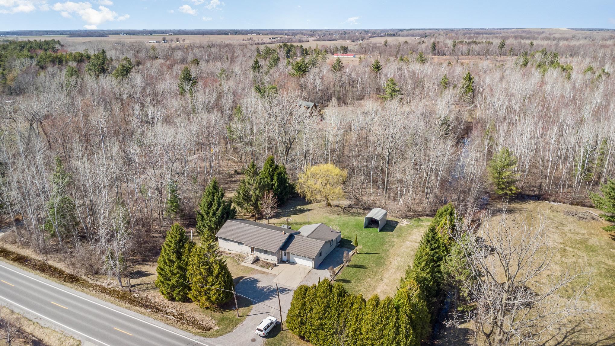 2341 East Cody Estey Road Pinconning, MI 48650 - Photo 3 of 22