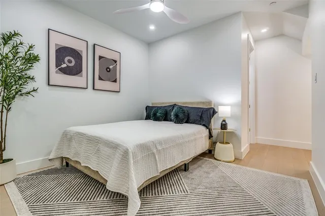 $649,900 | 708 West 10th Street, Unit 103, Dallas, TX 75208