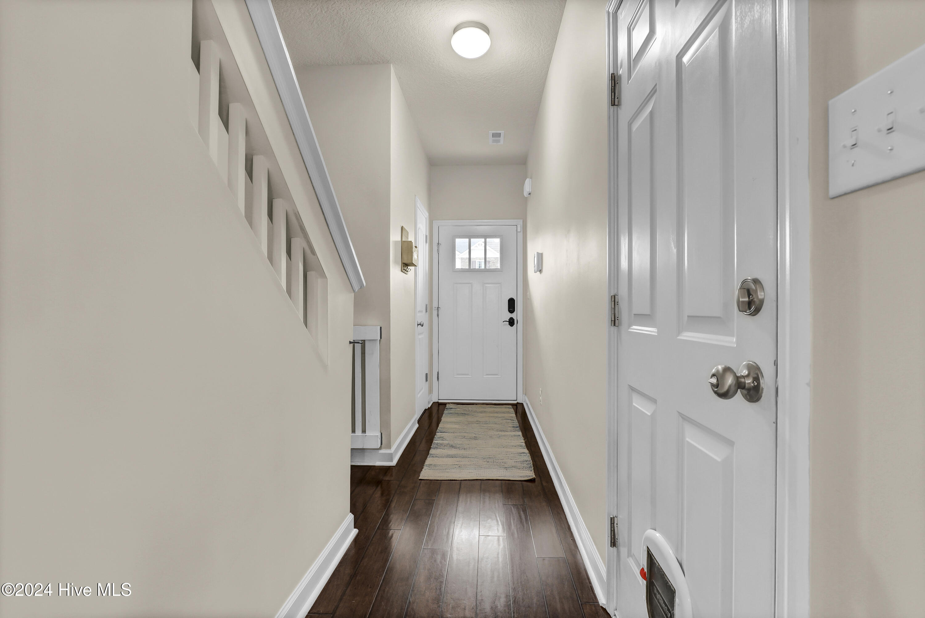 313 Frisco Way Holly Ridge, NC 28445 - Photo 11 of 45 Entrance
