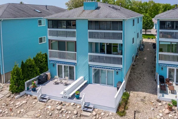 $340,000 | 120 Ln 325 Lake James, Angola, IN 46703