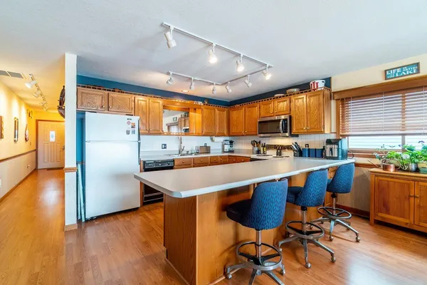 $340,000 | 120 Ln 325 Lake James, Angola, IN 46703