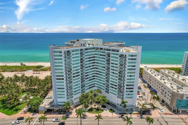 $4,500 | 7135 Collins Avenue, Unit 835, Miami Beach, FL 33141