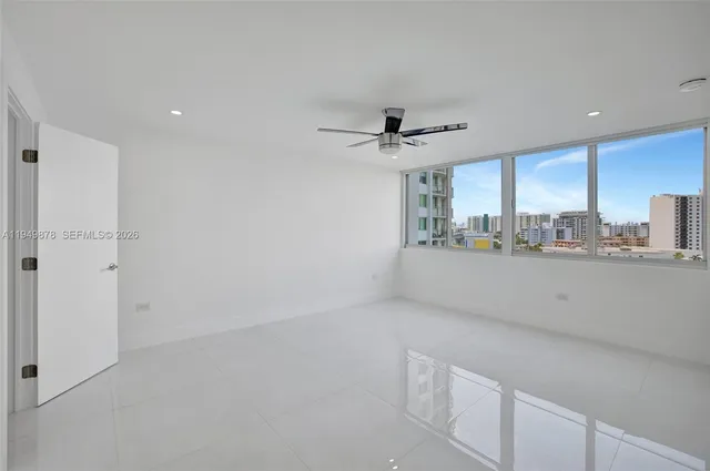 $4,500 | 7135 Collins Avenue, Unit 835, Miami Beach, FL 33141
