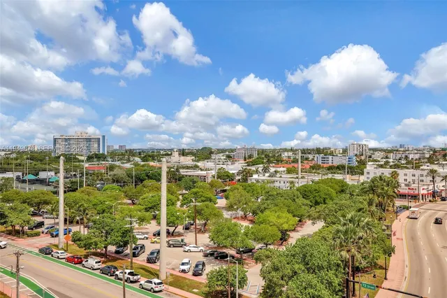 $4,500 | 7135 Collins Avenue, Unit 835, Miami Beach, FL 33141