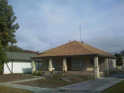 1232 F Street Reedley, CA 93654 - Photo 2 of 8