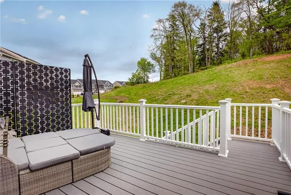 $369,900 | 516 Dogwood Lane, McDonald, PA 15057