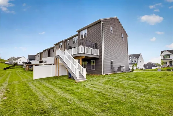 $369,900 | 516 Dogwood Lane, McDonald, PA 15057