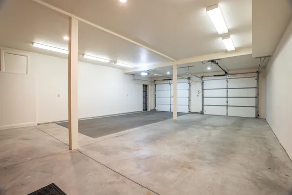 a view of a storage & utility room
